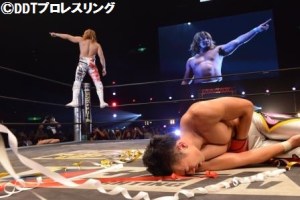 tanahashi-beats-takeshita