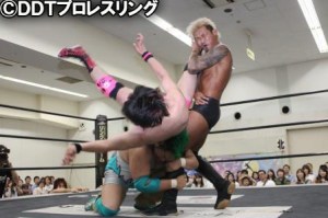 teamdream-kneel-kick